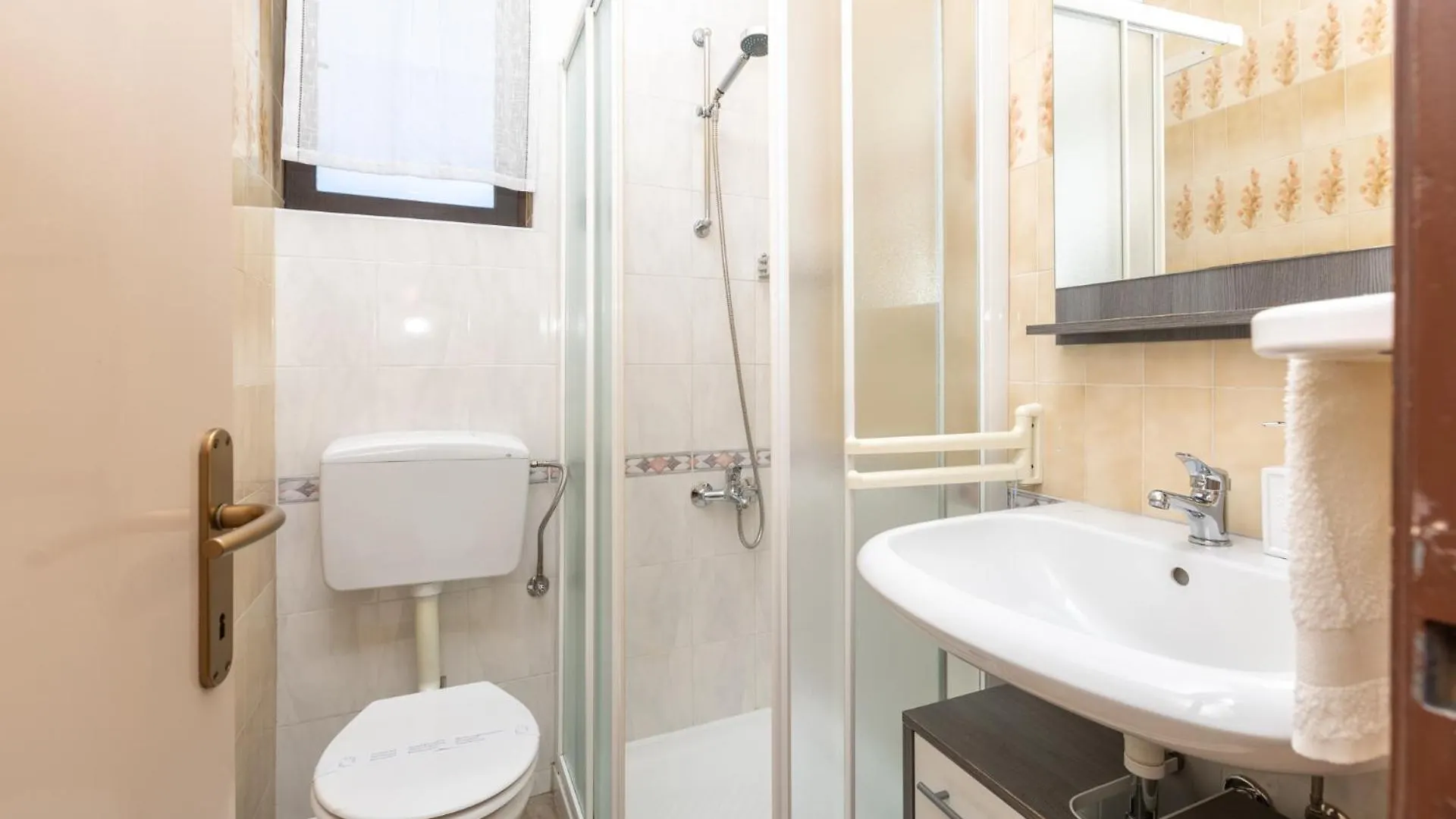 Apartman Kovac Malinska 0*,  Croatia